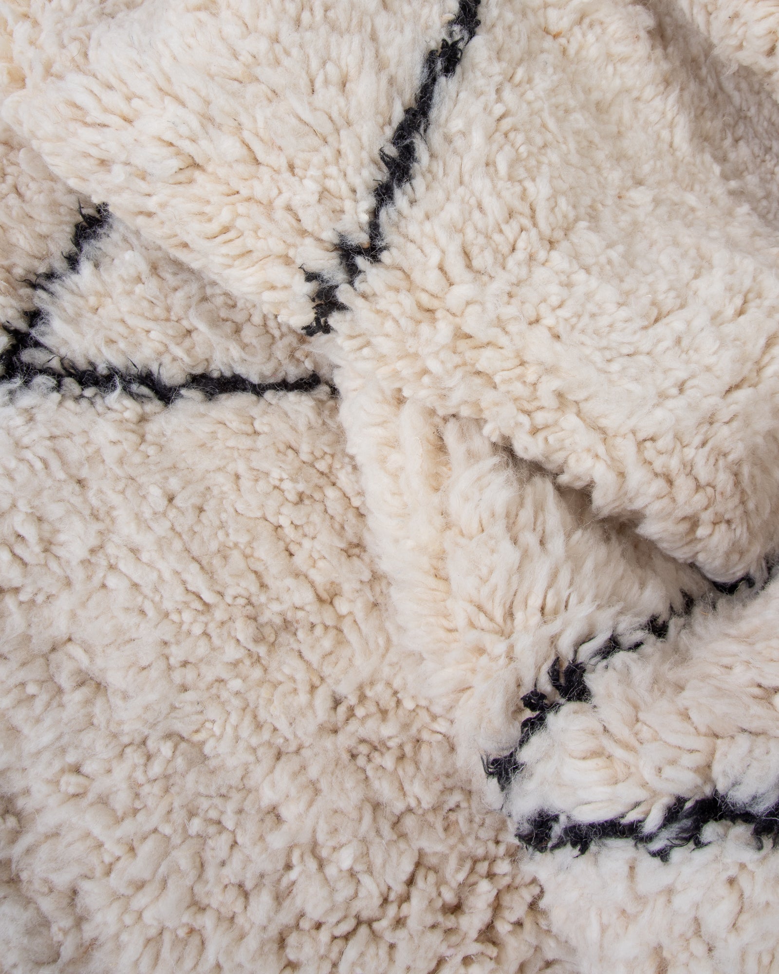 Modern designer handcrafted Berber rug from morocco Beniourain with beautiful colors and patterns